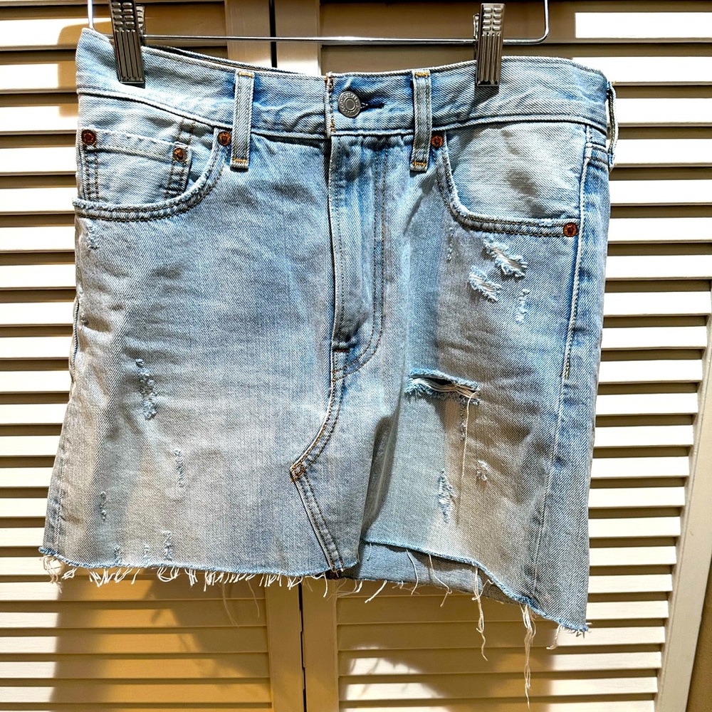 Levi’s mini Jean Skirt